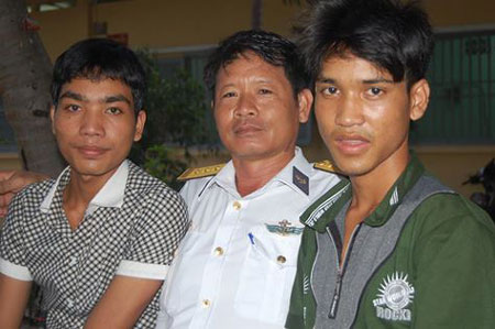 Hai thí sinh Cơ Tu, 700.000 đồng và giấc mơ học sĩ quan