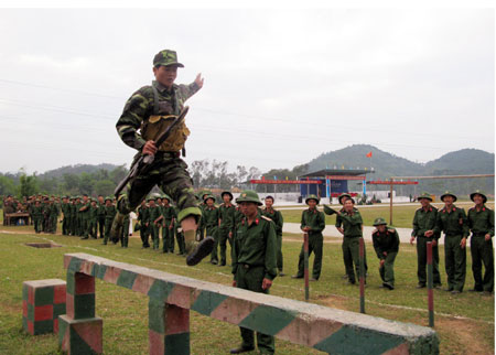 Cống hiến bằng những việc làm thiết thực