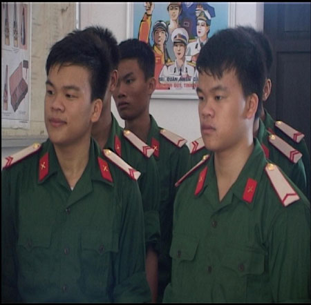 Tiết kiệm phụ cấp giúp ông chữa bệnh