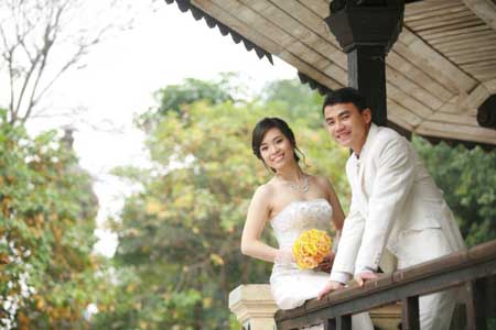 Đôi bạn cùng tiến