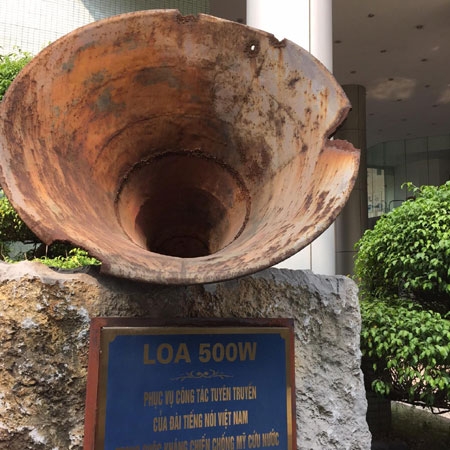 Chiếc loa phát thanh 500W