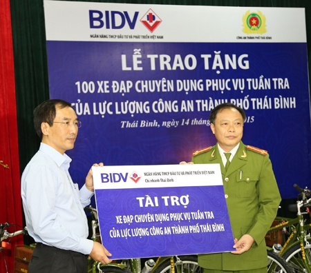 BIDV tài trợ 2.354 xe đạp chuyên dụng cho lực lượng cảnh sát 19 tỉnh, thành phố