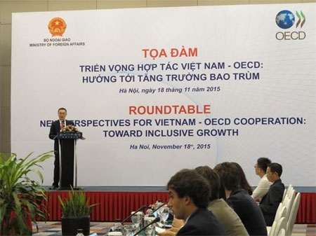 Tọa đàm “Triển vọng hợp tác Việt Nam - OECD: Hướng tới tăng trưởng bao trùm”