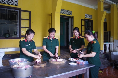 Những “bông hoa” hai giỏi