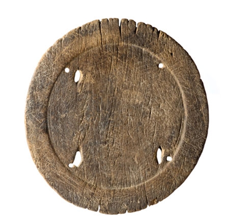 Chiếc mâm gỗ của mẹ Ung Thị Sĩ