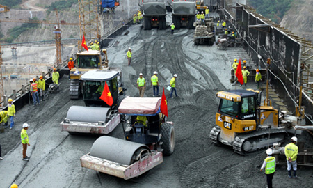 Đón Tết trên công trường thủy điện Lai Châu 