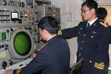 “Mắt thần” canh biển Lạch Trường