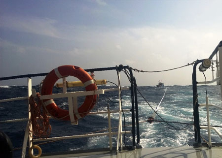 Cứu tàu cá BV-9426TS và 7 ngư dân trôi dạt trên biển