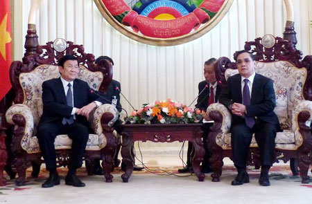 Chủ tịch nước Trương Tấn Sang hội kiến Thủ tướng và Chủ tịch Quốc hội Lào