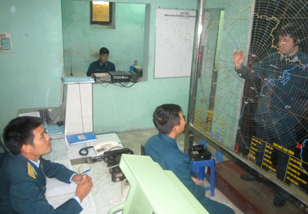 Đảng viên gương mẫu, cán bộ đi đầu