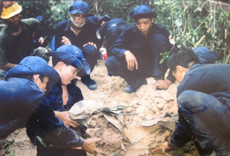 Phát hiện 13 bộ hài cốt liệt sĩ ở xã Tân Hợp (Hướng Hóa, Quảng Trị)