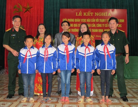 Món quà của những tấm lòng