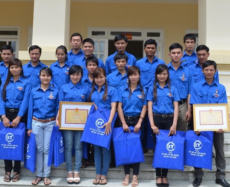 Những bước chân không mỏi…