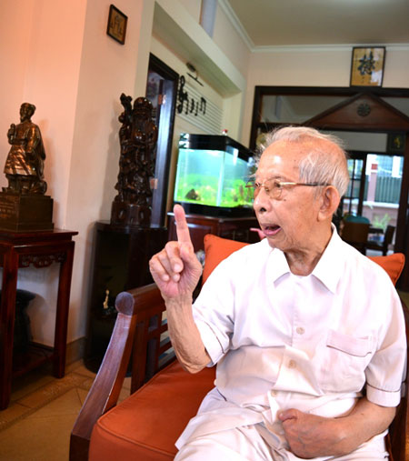 Mười Hương - Người thầy, người bạn của điệp viên 