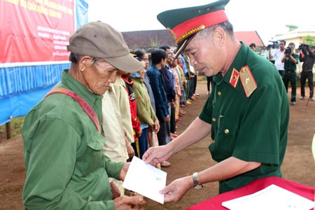 Đắp bồi truyền thống, trau rèn y đức