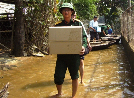 Tác nghiệp trong vùng “rốn lũ”