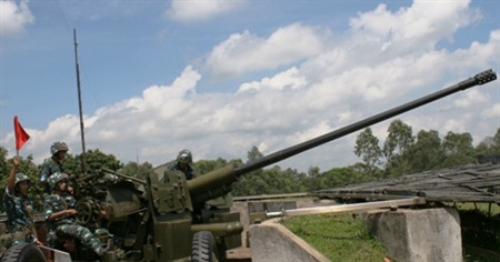 Khen thưởng - “đòn bẩy” thi đua