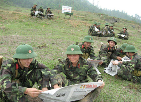 Từ chuyện của Binh nhất Bàn Chàn Và 