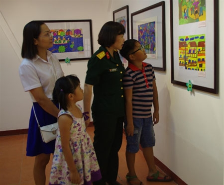 Nhà có hai “họa sĩ”