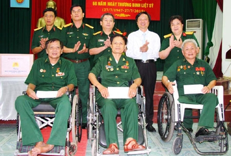 Thêm ấm lòng thương binh, bệnh binh nặng