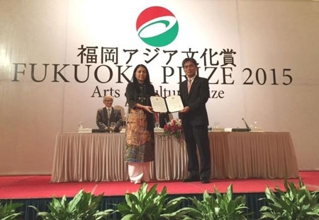 Nhà thiết kế Minh Hạnh được trao Giải thưởng quốc tế văn hóa châu Á
