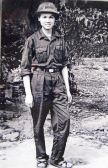 Đồng chí Vũ Văn Tân gửi thư về gia đình với ký hiệu hòm thư 796.220/Ấp 2