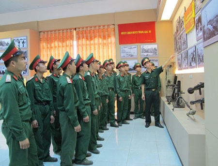 Tuổi trẻ với “Mùa Thu cách mạng”