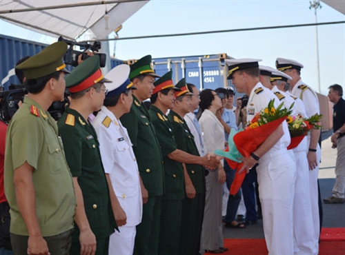 Tàu Hải quân Hoa Kỳ thăm Đà Nẵng