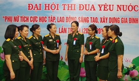 Phụ nữ Quân đội phấn đấu “giỏi việc nước, đảm việc nhà”