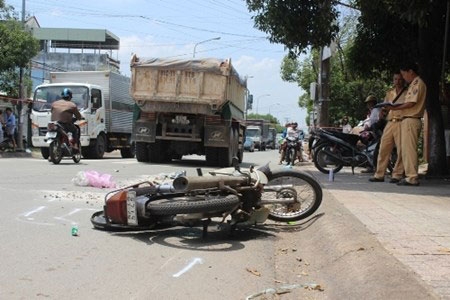 Ngày 2-1-2016 toàn quốc xảy ra 37 vụ tai nạn giao thông, làm chết 20 người