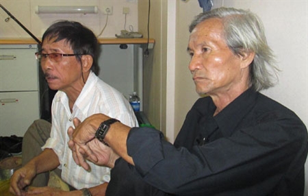 Nghệ sĩ mê ký họa ở Trường Sa