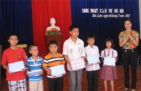 Hiệu quả từ mô hình Câu lạc bộ “Vợ bộ đội”