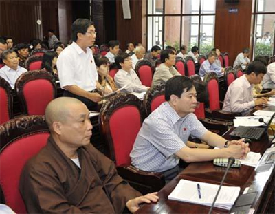 Có nên bỏ giám định viên pháp y tại công an cấp tỉnh?