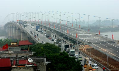 Thúc đẩy tái cấu trúc đầu tư công và doanh nghiệp