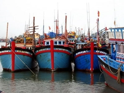 Khẩn trương triển khai biện pháp đối phó bão số 4