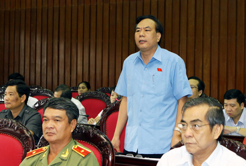 “Hụt thu thì phải giảm chi”