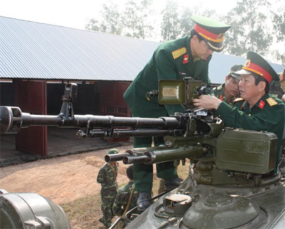 Nghiệm thu đồng bộ 9 xe tăng phục vụ nhiệm vụ huấn luyện 