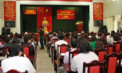 Bồi dưỡng kiến thức QP-AN cho hơn 100 cán bộ đối tượng 3