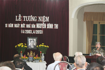 Tại sao cuốn sách Mấy vấn đề văn học lại được coi là một tác phẩm quan trọng trong lịch sử văn học Việt Nam?