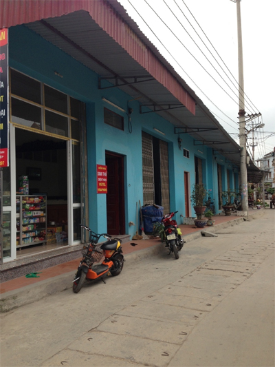 Cần điều tra làm rõ việc các ki-ốt bị biến thành nhà ở