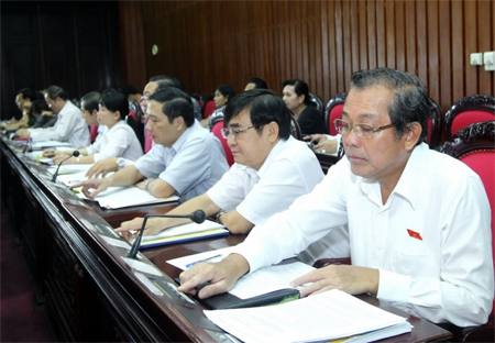 Thông qua 4 luật với tỷ lệ trên 90% tán thành