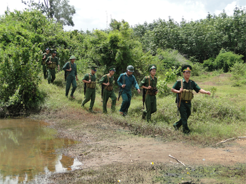   Hạt nhân phát triển kinh tế, củng cố quốc phòng