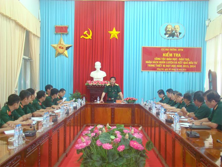 Kiểm tra công tác giáo dục đào tạo tại Trường Đại học Nguyễn Huệ