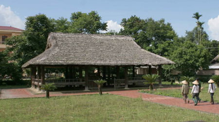 Kỳ 1: Căn cứ bí mật