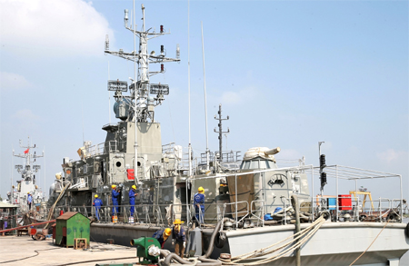 Xử lý tình trạng nợ đọng bảo hiểm xã hội: Cần những giải pháp mạnh, đồng bộ 