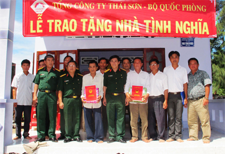 Đâu nghèo khó, có Thái Sơn giúp đỡ