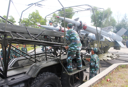 “Mũi tên thần” canh giữ bầu trời miền Trung