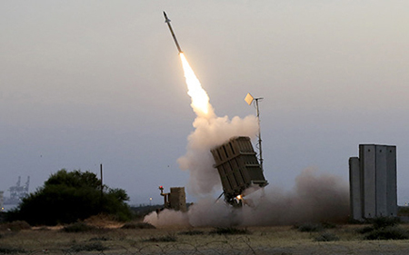 Israel và Mỹ đạt thỏa thuận về việc sản xuất tên lửa đánh chặn Vòm Sắt