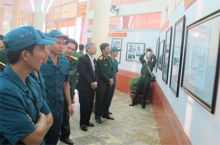 Đắc Lắc: Triển lãm ảnh tư liệu - thời sự về truyền thống Quân đội