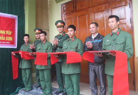 Sư đoàn 324, Quân khu 4: Bàn giao nhà đồng đội